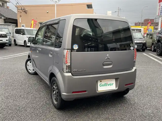 三菱 ｅＫワゴン M 大分県 2008(平20)年 8.4万km グレー ワンオーナー/全席パワーウィンドウ（オート機能）/左右電動格納ミラー/AIRBAG/純正オーディオ（CDデッキ）/パワーステアリング/運転席、助手席ダッシュボード付き/応急用タイヤ付き/PVガラス/soket付（120W)/フロアマット/ドアバイザー/ヘッドライトレベライザー/キーレスキー/保証書/スペアキー