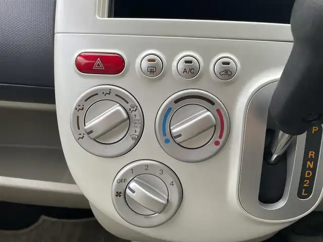 三菱 ｅＫワゴン M 大分県 2008(平20)年 8.4万km グレー ワンオーナー/全席パワーウィンドウ（オート機能）/左右電動格納ミラー/AIRBAG/純正オーディオ（CDデッキ）/パワーステアリング/運転席、助手席ダッシュボード付き/応急用タイヤ付き/PVガラス/soket付（120W)/フロアマット/ドアバイザー/ヘッドライトレベライザー/キーレスキー/保証書/スペアキー