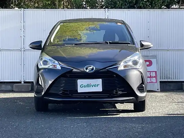 トヨタ ヴィッツ ハイブリッド F 茨城県 2017(平29)年 3.3万km グレーメタリック