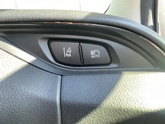 トヨタ ヴィッツ ハイブリッド F 茨城県 2017(平29)年 3.3万km グレーメタリック