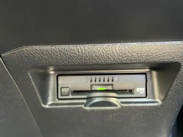 トヨタ ヴィッツ ハイブリッド F 茨城県 2017(平29)年 3.3万km グレーメタリック