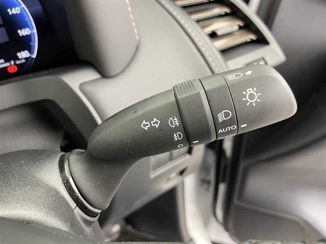 トヨタ アルファード Z 富山県 2024(令6)年 0.9万km プラチナホワイトパールマイカ 純正ナビ/フルセグ/HDMI/Bluetooth/全方位モニター/デジタルインナーミラー/左右独立ムーンルーフ/パーキングアシスト/電動リアゲート/両側電動スライドドア/ETC2.0/ワイヤレス充電/ステアリングヒーター/BSM/LEDオートライト/シートヒーター /ベンチレーション/ワンオーナー