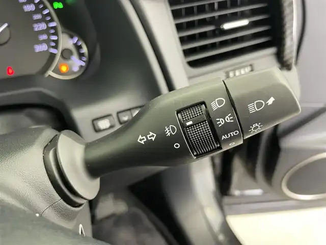 レクサス ＲＸ 450hL 富山県 2018(平30)年 6.5万km グラファイトブラックガラスフレーク 純正ナビ（AM/FM/CD/DVD/BD/AUX/USB/BT）/フルセグTV/パノラミックビューモニター/Fスポーツグリル/TRDフロントエアロ/サンルーフ/プリクラッシュセーフティ/レーンキーピングアシスト/オートマチックハイビーム/レーダークルーズコントロール/ブラインドスポットモニター/クリアランスソナー/ヘッドアップディスプレイ/本革シート（ノーブルブラウン）/1列目メモリ付きシート/パワーシート/1/2列目シートヒーター/1列目エアシート/電動格納サードシート/ステアリングヒーター/純正20インチAW/3眼LEDヘッドライト/LEDフォグランプ/シーケンシャルランプ/置くだけ充電/100V充電/デジタルインナーミラー/ドライブレコーダー前後/ビルトインETC2.0/パドルシフト/オートブレーキホールド/電動パーキングブレーキ/純正フロアマット/スペアキー/カードキーあり/プッシュスタート/取扱説明書/保証書
