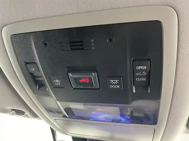 レクサス ＲＸ 450hL 富山県 2018(平30)年 6.5万km グラファイトブラックガラスフレーク 純正ナビ（AM/FM/CD/DVD/BD/AUX/USB/BT）/フルセグTV/パノラミックビューモニター/Fスポーツグリル/TRDフロントエアロ/サンルーフ/プリクラッシュセーフティ/レーンキーピングアシスト/オートマチックハイビーム/レーダークルーズコントロール/ブラインドスポットモニター/クリアランスソナー/ヘッドアップディスプレイ/本革シート（ノーブルブラウン）/1列目メモリ付きシート/パワーシート/1/2列目シートヒーター/1列目エアシート/電動格納サードシート/ステアリングヒーター/純正20インチAW/3眼LEDヘッドライト/LEDフォグランプ/シーケンシャルランプ/置くだけ充電/100V充電/デジタルインナーミラー/ドライブレコーダー前後/ビルトインETC2.0/パドルシフト/オートブレーキホールド/電動パーキングブレーキ/純正フロアマット/スペアキー/カードキーあり/プッシュスタート/取扱説明書/保証書