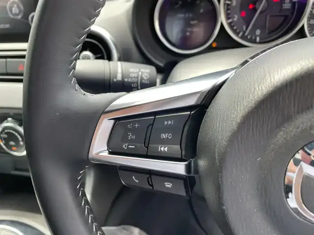 マツダ ロードスター S スペシャルパッケージ 大分県 2022(令4)年 1.5万km マシーングレープレミアムM ワンオーナー/メーカーOPナビ 【BTオーディオ/USB】/純正16インチアルミホイール/スマートシティーブレーキサポート/ブラインドスポットモニター/レーンアシスト/リアクリアランスソナー/ETC/USBソケット/横滑り防止装置/LEDヘッドライト/オートライト/レザーステアリング/チルトステアリング/ステアリングリモコン/オートワイパー/エンジンプッシュスタート/フロアマット/電動調整ミラー/サイド&Wエアバッグ/ABS/スマートキー×2/保証書/車両取説