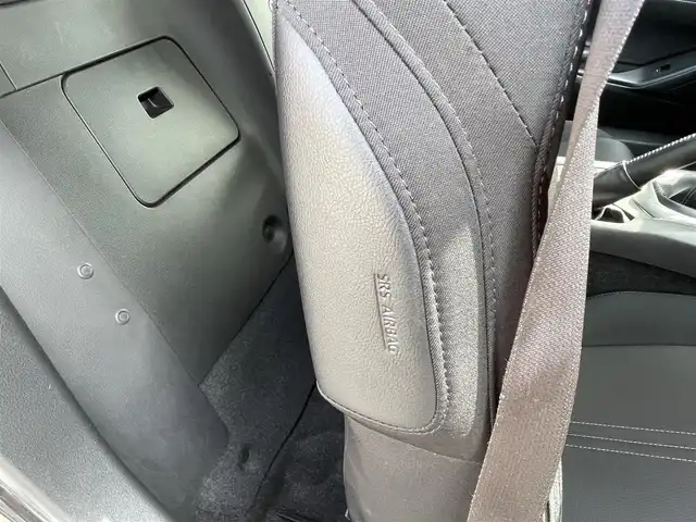 マツダ ロードスター S スペシャルパッケージ 大分県 2022(令4)年 1.5万km マシーングレープレミアムM ワンオーナー/メーカーOPナビ 【BTオーディオ/USB】/純正16インチアルミホイール/スマートシティーブレーキサポート/ブラインドスポットモニター/レーンアシスト/リアクリアランスソナー/ETC/USBソケット/横滑り防止装置/LEDヘッドライト/オートライト/レザーステアリング/チルトステアリング/ステアリングリモコン/オートワイパー/エンジンプッシュスタート/フロアマット/電動調整ミラー/サイド&Wエアバッグ/ABS/スマートキー×2/保証書/車両取説