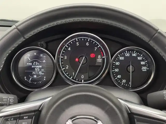 マツダ ロードスター S スペシャルパッケージ 三重県 2022(令4)年 1.5万km マシーングレープレミアムM プレミアムガソリン/FR/F6/純正 7インチナビ/（FM/AM/aha/Stitcher/Bluetooth/USB/AUX/CarPlay/AndroidAuto）/ビルトイン ETC（助手席背面パネル）/安全/・スマートシティブレーキサポート（SCBS）/・車線逸脱警報システム（LDWS）/・ブラインドスポットモニタリングシステム（BSM）/・ハイビームコントロールシステム（HBC）/・パーキングセンサーシステム（前後）/・ABS/・横滑り防止装置/装備/・オートエアコン/・オートライト/・LEDヘッドランプ/・レインセンサーワイパー（オートワイパー）/・電動調整ドアミラー/・プッシュスタート/・革巻きステアリング/・スマートキーx2/・保/取
