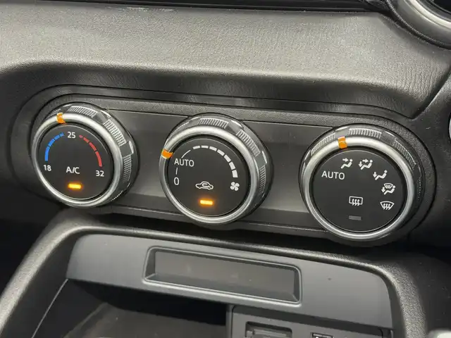 マツダ ロードスター S スペシャルパッケージ 三重県 2022(令4)年 1.5万km マシーングレープレミアムM プレミアムガソリン/FR/F6/純正 7インチナビ/（FM/AM/aha/Stitcher/Bluetooth/USB/AUX/CarPlay/AndroidAuto）/ビルトイン ETC（助手席背面パネル）/安全/・スマートシティブレーキサポート（SCBS）/・車線逸脱警報システム（LDWS）/・ブラインドスポットモニタリングシステム（BSM）/・ハイビームコントロールシステム（HBC）/・パーキングセンサーシステム（前後）/・ABS/・横滑り防止装置/装備/・オートエアコン/・オートライト/・LEDヘッドランプ/・レインセンサーワイパー（オートワイパー）/・電動調整ドアミラー/・プッシュスタート/・革巻きステアリング/・スマートキーx2/・保/取