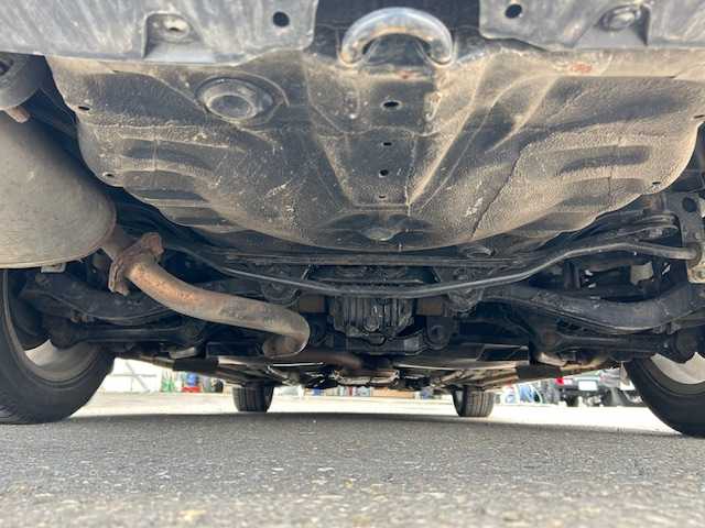スバル レガシィ Ｂ４ 2．0i 道東・釧路十勝 2005(平17)年 10.2万km ブリリアントシルバーメタリック 4WD/寒冷地仕様/純正ナビ/社外モニター/保証書/記録簿（H26~R6）/ライトレベライザー/フォグランプ/純正フロアマット/純正ドアバイザー/盗難防止装置/純正アルミセット/Wエアバック/スペアキー1本