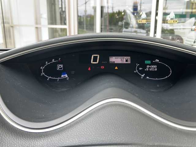 日産 セレナ 20X Sハイブリッド 静岡県 2015(平27)年 8.5万km ブリリアントホワイトパール 安全機能/・衝突軽減ブレーキ/・レーンキープアシスト/社外ナビ/・CD/ラジオ/MSV/・バックカメラ/主要装備/・プッシュスタート/・スマートキー/・クルーズコントロール/・オートライト/・アイドリングストップ/・両側パワースライドドア/・電格ミラー/・ETC