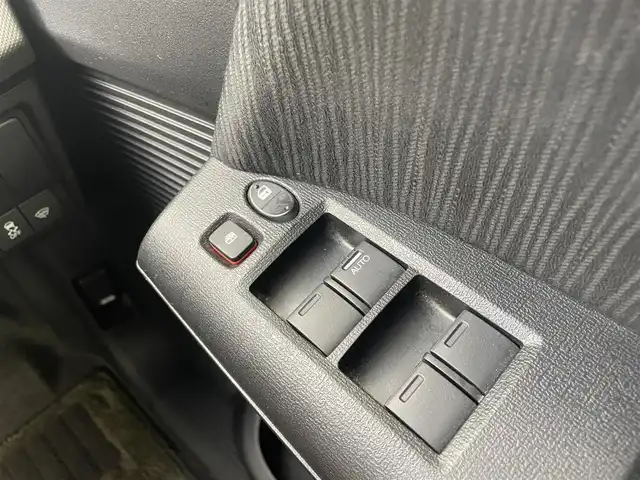 ホンダ フリード ハイブリット ジャストセレクション 茨城県 2014(平26)年 5.7万km スーパープラチナメタリック 純正ナビ［VXM-145VFi］/ワンセグ再生可/バックカメラ/両側パワースライドドア/寒冷地仕様/クルーズコントロール/純正アルミホイール/純正フロアマット/ハーフレザーシート/ビルトインETC