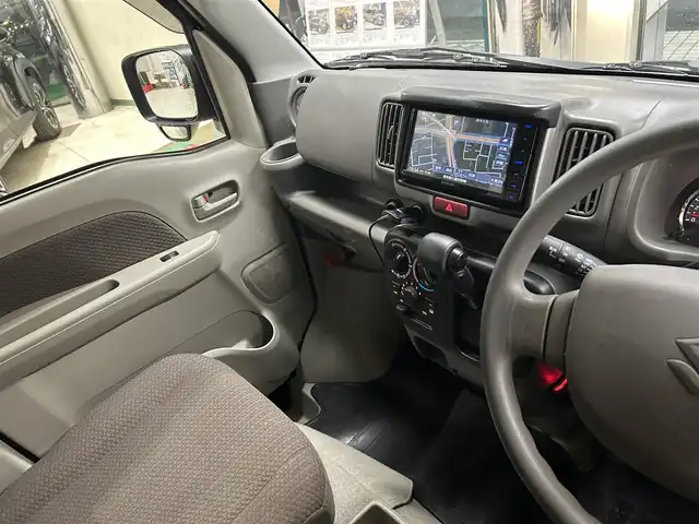 スズキ エブリイ JOINターボ 東京都 2019(令1)年 7.8万km ブルーイッシュブラックパール3 純正メーカーナビ/(CD/DVD/フルセグTV/BT/USB)/ドライブレコーダー/ETC/コーナーセンサー/横滑り防止/車線逸脱警報/プリクラッシュセーフティー/オートライト/ライトレベライザー/ドアバイザー/電動格納ミラー/ラバーマット