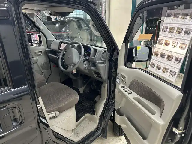 スズキ エブリイ JOINターボ 東京都 2019(令1)年 7.8万km ブルーイッシュブラックパール3 純正メーカーナビ/(CD/DVD/フルセグTV/BT/USB)/ドライブレコーダー/ETC/コーナーセンサー/横滑り防止/車線逸脱警報/プリクラッシュセーフティー/オートライト/ライトレベライザー/ドアバイザー/電動格納ミラー/ラバーマット