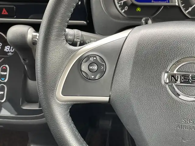 日産 デイズ ルークス ハイウェイスターX Gパッケージ 東京都 2018(平30)年 1.2万km スパークリングレッド/ブラック 純正ナビ/アラウンドビューモニター/エマージェンシーブレーキ/車線逸脱警報/アダプティブヘッドライト/両側パワースライドドア/ドライブレコーダー/アイドリングストップ/横滑り抑制機能/スマートキー