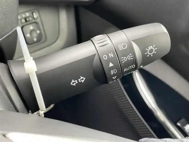 日産 デイズ ルークス ハイウェイスターX Gパッケージ 東京都 2018(平30)年 1.2万km スパークリングレッド/ブラック 純正ナビ/アラウンドビューモニター/エマージェンシーブレーキ/車線逸脱警報/アダプティブヘッドライト/両側パワースライドドア/ドライブレコーダー/アイドリングストップ/横滑り抑制機能/スマートキー