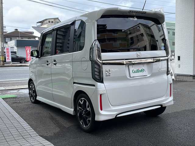 ホンダ Ｎ ＢＯＸ カスタム G EX ターボ ホンダセンシング 高知県 2019(令1)年 2.6万km プラチナホワイトパール ワンオーナー /両側パワースライドドア /バックカメラ/純正フルセグナビ （VXU-195NBi）/【Bluetooth CD DVD TV 】/ドライブレコーダー /追従走行機能付きクルーズコントロール/ビルトインETC　/レーンキープアシスト/衝突被害軽減システム/カーテンエアバック/スペアキー/レーダー探知機　（スーパーキャットA210 ）/パドルシフト