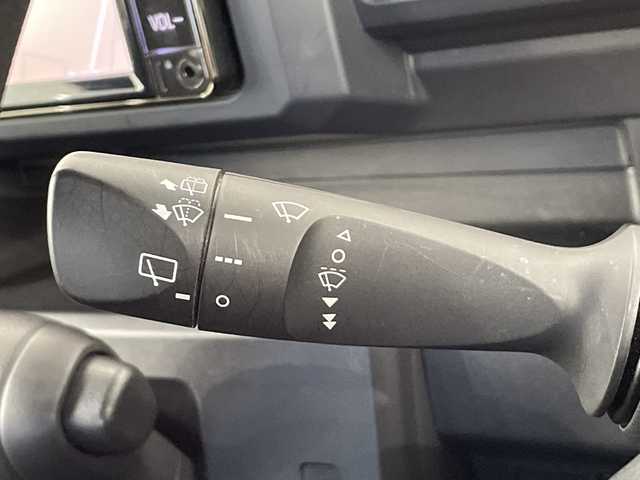 トヨタ ピクシスメガ D SAⅢ 栃木県 2019(令1)年 5.5万km タングステングレーM 純正ナビ/(AM/FM/Bluetooth/AUX)/スマートアシストIII/・衝突回避支援ブレーキ機能/・衝突警報機能/・車線逸脱警報機能/・誤発進抑制制御機能/・先行車発進お知らせ機能/・オートハイビーム/バックソナー/両側スライドドア/純正フロアマット/リモコンキー/保証書/取説有り