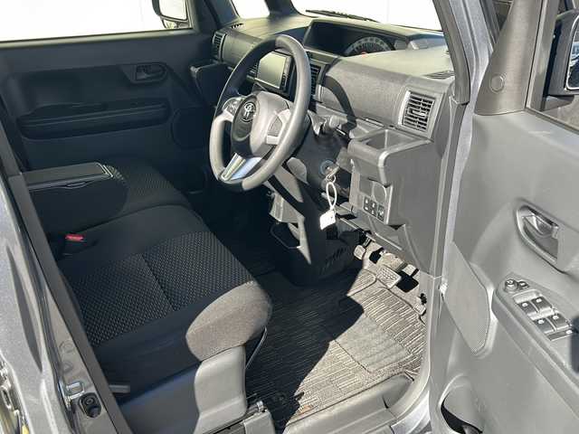 トヨタ ピクシスメガ D SAⅢ 埼玉県 2019(令1)年 5.5万km タングステングレーM (株)IDOMが運営する【じしゃロン熊谷店】の自社ローン専用車両になりますこちらは現金またはオートローンご利用時の価格です。自社ローンご希望の方は別途その旨お申付け下さい/純正ナビ　NSLN-W68/スマートアシストIII/・衝突回避支援ブレーキ機能/・衝突警報機能/・車線逸脱警報機能/・誤発進抑制制御機能/・先行車発進お知らせ機能/・オートハイビーム/ETC/バックカメラ/両側イージークローザードア/純正フロアマット/リモコンキー/アイドリングストップ/車両・ナビ取扱説明書