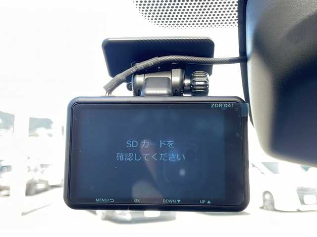 日産 セレナ e－パワー ハイウェイスター V 山口県 2024(令6)年 0.7万km ベージュ プロパイロット/E-PEDAL/社外11型ナビ（フルセグTV、AM/FM、Bluetooth）/アラウンドビューモニター/インテリジェントルームミラー/両側オートスライドドア/LEDオートライト/1、2列目シートヒーター/ステアリングヒーター/寒冷地仕様（ホットプラスパッケージ）/純正１６インチアルミホイール/・ヒルスタートアシスト/・インテリジェント エマージェンシーブレーキ/・インテリジェント FCW（前方衝突予測警報）/・衝突回避ステアリングアシスト/・インテリジェント LI（車線逸脱防止支援システム）＋LDW（車線逸脱警報）/・インテリジェント BSI（後側方衝突防止支援システム）＋BSW（後側方車両検知警報）/・RCTA（後退時車両検知警報）/・インテリジェント DA（ふらつき警報）/・踏み間違い衝突防止アシスト/・標識検知機能