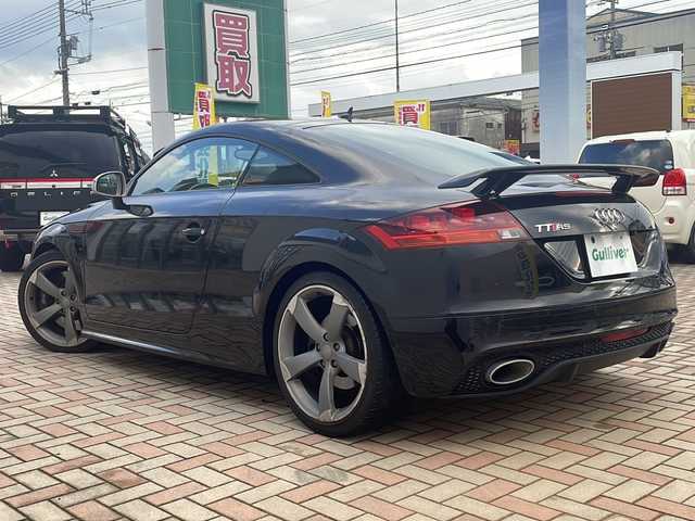 アウディ ＴＴＲＳ クーペ 鳥取県 2012(平24)年 13万km パンサーブラッククリスタルエフェクト ディーラー車/左ハンドル/RSモノコックブレーキ/RSパンチングレザーシート/RSスポーツステアリング/大型リアスポイラー/スポーツエキゾースト/純正キーレスx２個/メーカーHDDナビ/フルセグ・Bluetooth/バックカメラ/前席パワーシート/前席シートヒーター/クルーズコントロール/パドルシフト/リアソナー/オートエアコン/オートライト/キセノンライト/ビルトインETC/保証書・取説