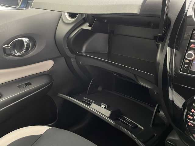 日産 ノート e－パワー X 宮崎県 2018(平30)年 5.1万km シャイニングブルー 禁煙車/エマージェンシーブレーキ/純正ナビTV/（MM318D-W/CD/DVD/Bluetooth/フルセグTV)/純正15インチアルミ/純正フロアマット/社外ドライブレコーダー（ユピテル）/アラウンドビューモニター/レーンディパーチャーアラート/クリアランスソナー/オートエアコン/オートライト/ウインカードアミラー/電動格納ミラー/インテリジェントキー/プッシュエンジンスタート/新車時保証書/取扱い説明書