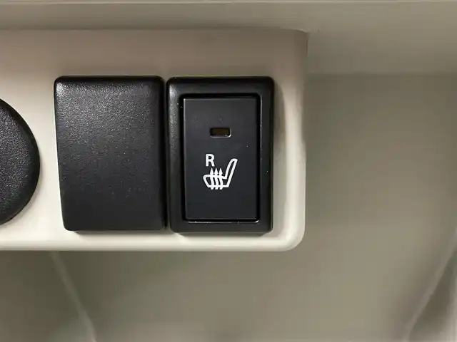 スズキ ラパン S 埼玉県 2016(平28)年 2.7万km フレンチミントパールメタリック ナビ　CD　DVD　BT　TV　衝突被害軽減　キセノンヘッドライト　シートヒーター　スマートキー　オートライト　アンチブレーキシステム　純正フロアマット　アイドリングストップ