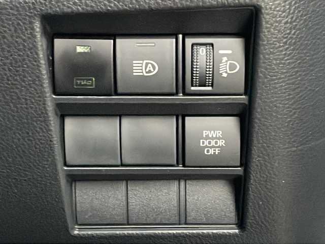 トヨタ ノア S－Z 徳島県 2023(令5)年 4.1万km ホワイトパールクリスタルシャイン 純正10.5インチナビ/快適利便パッケージ hi/フリップダウンモニター/バックカメラ/両側パワスラ/レーダークルコン/ハーフレザーシート/シートヒーター/エアシート/パワーバックドア/コーナーセンサー/LEDヘッドライト/オートハイビーム/スペアキー/純正AW