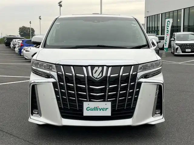 トヨタ アルファード S Cパッケージ 奈良県 2020(令2)年 5.4万km ホワイトパールクリスタルシャイン サンルーフ/純正９インチディスプレイオーディオ/（TV/BT/CD/DVD/AppleCarPlay/AndroidAuto)/純正12インチフリップダウンモニター（V12T-R68C）/レーダークルーズコントロール/バックカメラ/前後コーナーセンサー/プリクラッシュセーフティ/レーンキープアシスト/パワーバックドア/両側パワースライドドア/レザーシート（ブラック）/運転席メモリーシート/全席パワーシート/前席シートヒーター/エアーシート/ステアリングヒーター/運転席パワーイージーアクセスシステム/前方ドライブレコーダー/ETC/純正18インチAW/保証書/取り扱い説明書/スペアキーX1