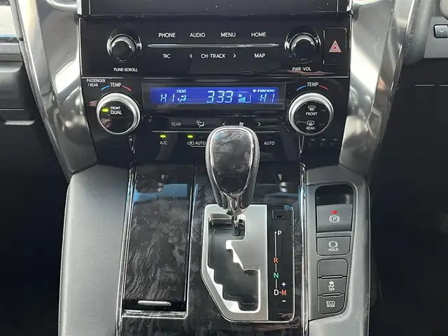 トヨタ アルファード S Cパッケージ 奈良県 2020(令2)年 5.4万km ホワイトパールクリスタルシャイン サンルーフ/純正９インチディスプレイオーディオ/（TV/BT/CD/DVD/AppleCarPlay/AndroidAuto)/純正12インチフリップダウンモニター（V12T-R68C）/レーダークルーズコントロール/バックカメラ/前後コーナーセンサー/プリクラッシュセーフティ/レーンキープアシスト/パワーバックドア/両側パワースライドドア/レザーシート（ブラック）/運転席メモリーシート/全席パワーシート/前席シートヒーター/エアーシート/ステアリングヒーター/運転席パワーイージーアクセスシステム/前方ドライブレコーダー/ETC/純正18インチAW/保証書/取り扱い説明書/スペアキーX1