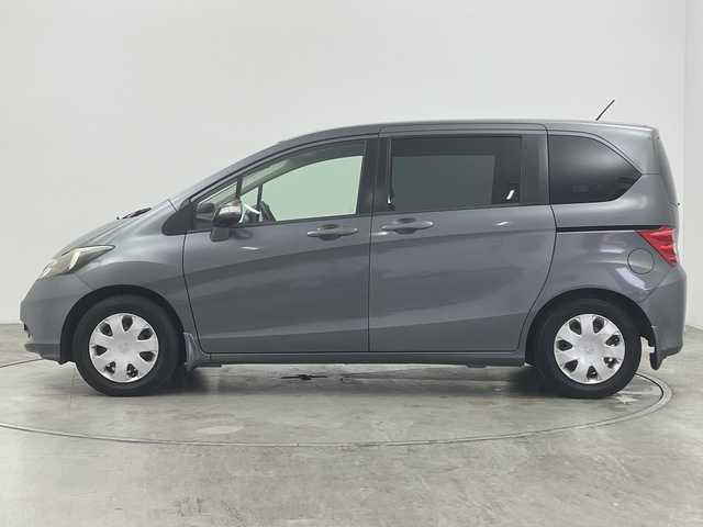 ホンダ フリード G Lパッケージ 宮城県 2008(平20)年 6.9万km ポリッシュドメタルメタリック 純正ＨＤＤナビ　ＥＴＣ　前後ドライブレコーダー　バックカメラ　片側パワースライドドア　オートライト　革巻きステアリング　ステアリングスイッチ　バニティミラー　電動格納ミラー　スタッドレス４本　禁煙車