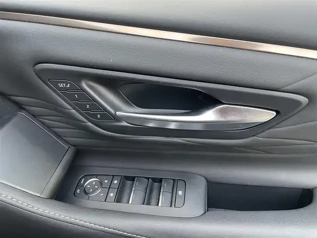 トヨタ アルファード Z 埼玉県 2024(令6)年 1万km ブラック ワンオーナー/左右独立ムーンルーフ/黒レザーシート/全席シートヒーター/全席ベンチレーション/Ｄ席メモリ機能付き前席パワーシート/純正１４インチディスプレイ＋コネクティッドナビ/（フルセグＴＶ＆ＢＴ＆ＵＳＢ＆ＨＤＭＩ）/パノラミックビューモニター/バックカメラ/ビルトインＥＴＣ２．０/前後ドライブレコーダー/純正フリップダウンモニター/デジタルインナーミラー/プリクラッシュセーフティー/ブランドスポットモニター/レーンディパーチャーアラート/クリアランスソナー/レーダークルーズコントロール/プロアクティブドライビングアシスト/パーキングサポートブレーキ/リアクロストラフィックアラート/ロードサインアシスト/安心降車アシスト/ウッドコンビステアリング/ステアリングヒーター/ステアリングスイッチ/電動パーキングブレーキ/オートホールド/両側パワースライドドア/パワーバックドア/純正１８inアルミホイール/オートハイビーム/オートライト/ＬＥＤライト/ＬＥＤフォグランプ/リアサンシェード/新車保証書/取扱説明書