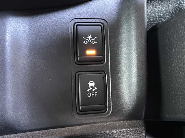 日産 セレナ ハイウェイスター Vセレクション 静岡県 2017(平29)年 9.7万km ダイヤモンドブラック 9インチアルパインナビ/・フルセグTV/・CD/DVD/・SD/・FM/AM/・Bluetooth/・USB/主要装備/・アラウンドビューモニター/・後席フリップダウンモニター/・ドライブレコーダー/・ビルトインＥＴＣ/・プロパイロット/・両側パワースライドドア/・パーキングアシスト/・デジタルインナーミラー/・後席エアコン/・ＬＥＤヘッドライト/・エマージェンシーブレーキ/・横滑り防止装置