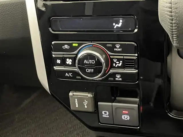 トヨタ ルーミー カスタムG－T 愛知県 2025(令7)年 0.1千km ブラックマイカメタリック/パールホワイト2トーン 登録済未使用車　純正９型ＤＡ　フルセグＴＶ　ＨＤＭＩ　カープレイ　シートヒーター　全方位カメラ　両側パワスラ　リアロールシェード　スマアシ　衝突軽減　追従クルコン　ＬＥＤオートライト　コーナーセンサー　禁煙車/登録時走行距離15km