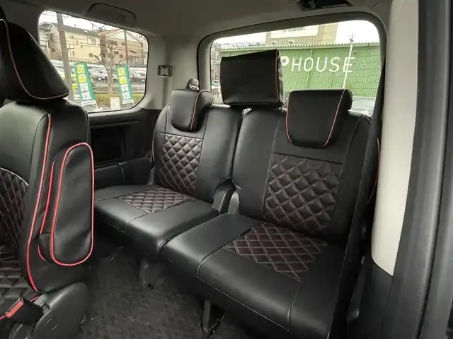 トヨタ ヴォクシー ZS 煌 埼玉県 2010(平22)年 7.1万km ブラック ワンオーナー/純正ナビTV/純正フリップダウンモニター/バックカメラ/ビルトインETC/プッシュスタート/パドルシフト/両側パワースライドドア/オートライト/ＨＩＤヘッドライト/革調シートカバー/取扱説明書/保証書付整備手帳