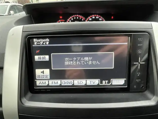 トヨタ ヴォクシー ZS 煌 埼玉県 2010(平22)年 7.1万km ブラック ワンオーナー/純正ナビTV/純正フリップダウンモニター/バックカメラ/ビルトインETC/プッシュスタート/パドルシフト/両側パワースライドドア/オートライト/ＨＩＤヘッドライト/革調シートカバー/取扱説明書/保証書付整備手帳