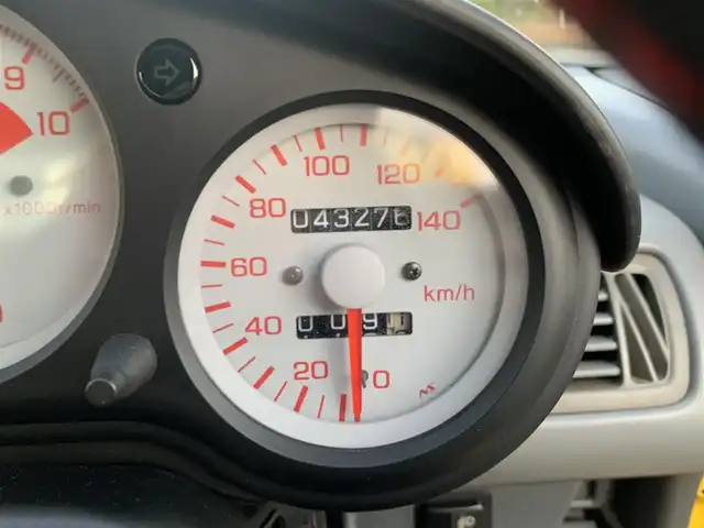 ホンダ ビート 静岡県 1991(平3)年 4.4万km カーニバルイエロー 取説・保証書/43276km 実走行/ESQUELETOシート/MUGEN無限スポーツサスペンションキット/レーシングSPARCOホイール/オートジュエルマフラー/MOMOステアリング/NSX純正ホーンボタン/インテグラ　チタンシフトノブ/タワーバー/ファッションバー/平成19年3月15日タイミングベルト交換/純正足回り有/純正アルミホイール有