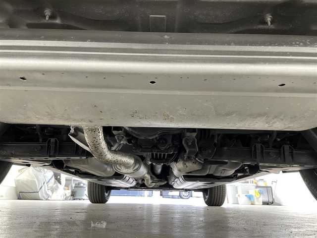 日産 エクストレイル ハイブリッド 20X 滋賀県 2017(平29)年 7.4万km ダークメタルグレー 禁煙車/純正ナビ/（ＣＤ/ＤＶＤ/Ｂｌｕｅｔｏｏｔｈ/フルセグＴＶ)/全方位カメラ/追従機能付クルーズコントロール/ステアリングリモコン/前後コーナーセンサー/ＬＥＤヘッドライト/オートライト/電動パーキングブレーキ/オートブレーキホールド/ハーフレザーシート/ビルトインＥＴＣ/WORK17インチアルミホイール/ルーフレール