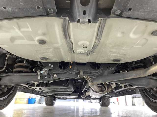 トヨタ ハリアー プログレス 滋賀県 2019(令1)年 4.1万km ブラック 禁煙車/純正9.2インチナビ/CD.DVD.Bluetooth.フルセグ/バックカメラ、サイド、フロント/JBLプレミアムサウンド/モデリスタエアロ/衝突軽減ブレーキ/レーダークルーズコントロール/レーンキープアシスト/電動リアゲート/D席パワーシート/ウッドコンビステアリング/電子パーキング/ブレーキホールド/ステアリングスイッチ/ビルトインETC/前方ドライブレコーダー/ハーフレザーシート/LEDヘッドライト/オートライト/オートハイビーム