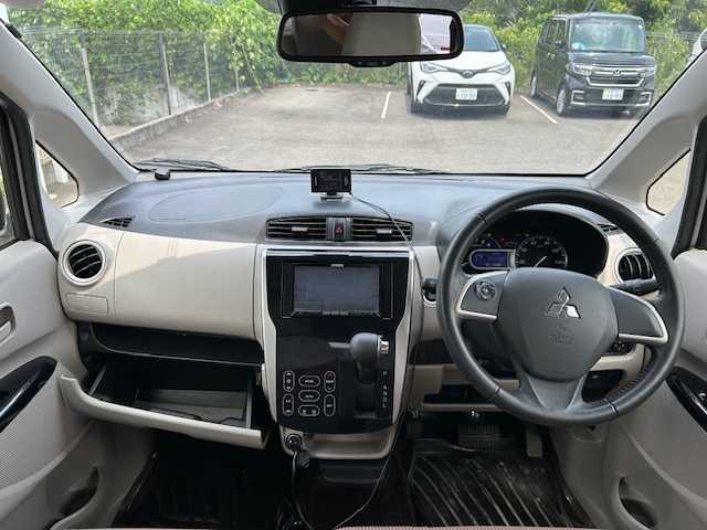 三菱 ｅＫワゴン G　セーフティPKG 静岡県 2017(平29)年 4.2万km シルキーホワイト ワンオーナー/社外ナビ（Bluetooth　フルセグ　CD）/社外ドライブレコーダー（COMTEC　GL855V）/ミラー型バックモニター/ベンチシート/スマートキー