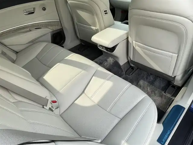 ホンダ レジェンド ハイブリッド EX 長野県 2020(令2)年 3万km オブシダンブルーパール 純正ナビ（FM/AM、CD、DVD、BT）/バック、アラウンドビューモニター/フルセグテレビ/ETC2.0/社外前後ドライブレコーダー/前後コーナーセンサー/サンルーフ/前席パワーシート/全席シートヒーター/D席メモリシート/レーンキープアシスト/衝突軽減システム/電動リアゲート/ステアリングヒーター/社外フロアマット/横滑り防止装置/LEDオートライト/ダブルサイドエアバック/カーテンエアバック/SOS機能/４WD/スペアキー（１本）/保証書、取扱説明書