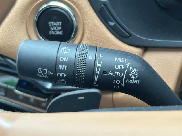マツダ ＣＸ－６０ XD HV プレミアムスポーツ 東京都 2023(令5)年 2.7万km 白  i‐ACTIVSENSE/・スマートシティブレーキサポート/・車線逸脱警報システム/・レーンキープアシスト/・レーダークルーズコントロール/・クルージング & トラフィック・サポート /・誤発進抑制制御/・発進時前方認知/・交通標識認識システム/・ブラインドスポットモニタリング/・アクティブドライビングディスプレイ/・360°ビューモニター/純正ナビ/グラスルーフ/BOSEオーディオ/ドライブレコーダー/ETC/レザーシート/エアシート/シートヒーター/ステアリングヒーター/20インチ純正アルミホイール/アイドリングストップ/100V電源/パドルシフト
