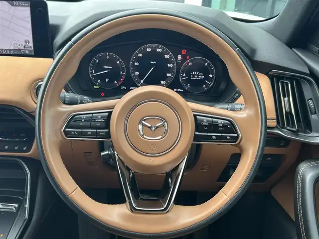 マツダ ＣＸ－６０ XD HV プレミアムスポーツ 東京都 2023(令5)年 2.7万km 白  i‐ACTIVSENSE/・スマートシティブレーキサポート/・車線逸脱警報システム/・レーンキープアシスト/・レーダークルーズコントロール/・クルージング & トラフィック・サポート /・誤発進抑制制御/・発進時前方認知/・交通標識認識システム/・ブラインドスポットモニタリング/・アクティブドライビングディスプレイ/・360°ビューモニター/純正ナビ/グラスルーフ/BOSEオーディオ/ドライブレコーダー/ETC/レザーシート/エアシート/シートヒーター/ステアリングヒーター/20インチ純正アルミホイール/アイドリングストップ/100V電源/パドルシフト