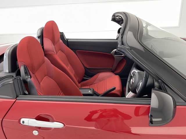 ダイハツ コペン セロ 愛知県 2022(令4)年 0.1万km マタドールレッドP シートヒーター/CD/純正アルミホイール/LEDヘッドライト/アイドリングストップ/オートエアコン/純正フロアマット/横滑り防止機能/ステアリングスイッチ/スマートキー/プッシュスタート