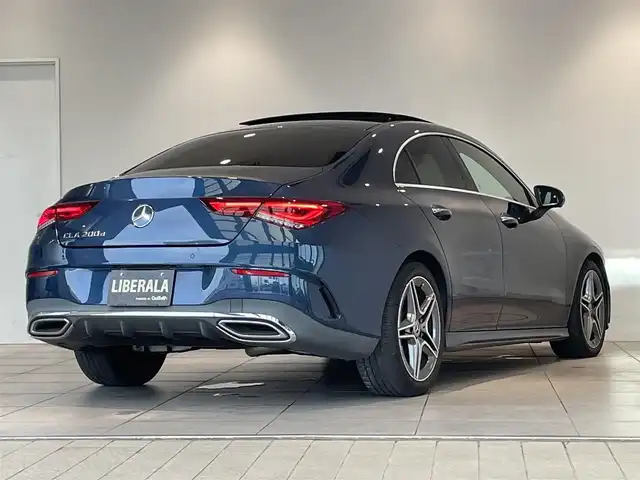 メルセデス・ベンツ ＣＬＡ２００ｄ AMGライン 愛知県 2020(令2)年 5.2万km デニムブルー レザーエクスクルーシブパッケージ/アドバンスドパッケージ/レーダーセーフティーパッケージ/パノラミックスライディングルーフ/ＨＵＤ　/ブラック／グレーレザーシート　/ＭＢＵＸ　/Ｂｌｕｅｔｏｏｔｈ　/フルセグＴＶ　/ＵＳＢ　/シートヒーター　/ＡＣＣ　/ＬＫＡ　/ＬＤＷ　/ＢＳＭ　/ドライブレコーダー　/ＥＴＣ２．０/プッシュスタート/ウィンカーミラー/アイドリングストップ