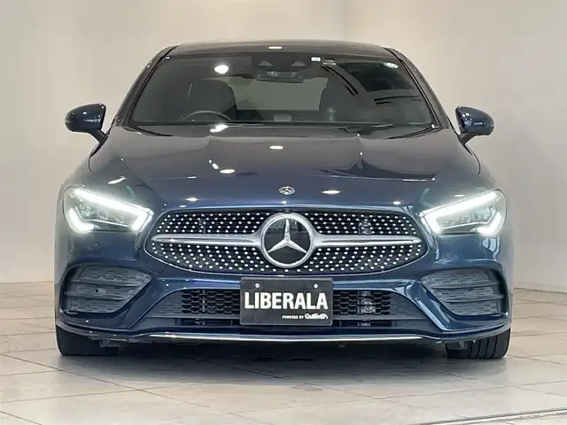 メルセデス・ベンツ ＣＬＡ２００ｄ AMGライン 愛知県 2020(令2)年 5.2万km デニムブルー レザーエクスクルーシブパッケージ/アドバンスドパッケージ/レーダーセーフティーパッケージ/パノラミックスライディングルーフ/ＨＵＤ　/ブラック／グレーレザーシート　/ＭＢＵＸ　/Ｂｌｕｅｔｏｏｔｈ　/フルセグＴＶ　/ＵＳＢ　/シートヒーター　/ＡＣＣ　/ＬＫＡ　/ＬＤＷ　/ＢＳＭ　/ドライブレコーダー　/ＥＴＣ２．０/プッシュスタート/ウィンカーミラー/アイドリングストップ