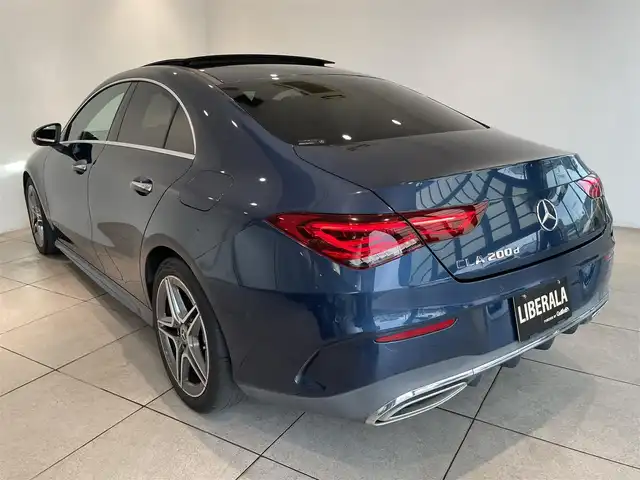 メルセデス・ベンツ ＣＬＡ２００ｄ AMGライン 愛知県 2020(令2)年 5.2万km デニムブルー レザーエクスクルーシブパッケージ/アドバンスドパッケージ/レーダーセーフティーパッケージ/パノラミックスライディングルーフ/ＨＵＤ　/ブラック／グレーレザーシート　/ＭＢＵＸ　/Ｂｌｕｅｔｏｏｔｈ　/フルセグＴＶ　/ＵＳＢ　/シートヒーター　/ＡＣＣ　/ＬＫＡ　/ＬＤＷ　/ＢＳＭ　/ドライブレコーダー　/ＥＴＣ２．０/プッシュスタート/ウィンカーミラー/アイドリングストップ
