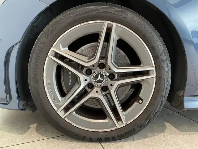 メルセデス・ベンツ ＣＬＡ２００ｄ AMGライン 愛知県 2020(令2)年 5.2万km デニムブルー レザーエクスクルーシブパッケージ/アドバンスドパッケージ/レーダーセーフティーパッケージ/パノラミックスライディングルーフ/ＨＵＤ　/ブラック／グレーレザーシート　/ＭＢＵＸ　/Ｂｌｕｅｔｏｏｔｈ　/フルセグＴＶ　/ＵＳＢ　/シートヒーター　/ＡＣＣ　/ＬＫＡ　/ＬＤＷ　/ＢＳＭ　/ドライブレコーダー　/ＥＴＣ２．０/プッシュスタート/ウィンカーミラー/アイドリングストップ