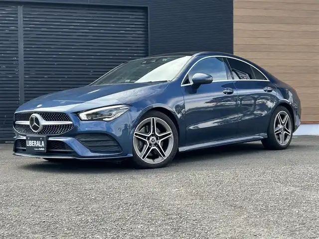 メルセデス・ベンツ ＣＬＡ２００ｄ AMGライン 宮崎県 2020(令2)年 5.2万km デニムブルー 純正ナビ/フルセグTV/AM/FM/Bluetooth/全方位カメラ/サンルーフ/レザーシート/シートヒーター/純正フロアマット/純正LEDヘッドライト/純正アルミホイール18インチ/コーナーセンサー/レーンアシスト/レーダークルーズコントロール/インテリジェントライムシステム/アンビエントライト/レーンチェンジアシスト/プッシュスタート/スマートキー