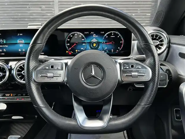 メルセデス・ベンツ ＣＬＡ２００ｄ AMGライン 宮崎県 2020(令2)年 5.2万km デニムブルー 純正ナビ/フルセグTV/AM/FM/Bluetooth/全方位カメラ/サンルーフ/レザーシート/シートヒーター/純正フロアマット/純正LEDヘッドライト/純正アルミホイール18インチ/コーナーセンサー/レーンアシスト/レーダークルーズコントロール/インテリジェントライムシステム/アンビエントライト/レーンチェンジアシスト/プッシュスタート/スマートキー