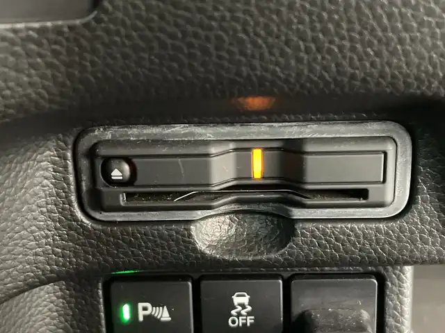 ホンダ Ｎ ＢＯＸ カスタム L 栃木県 2021(令3)年 1.2万km プレミアムベルベットパープル・パール 純正ナビ/（フルセグTV/CD/DVD/SD/Bluetooth）/バックカメラ/コーナーセンサー/パーキングアシスト/ビルトインETC/前方ドラレコ/両側パワースライドドア/シートヒーター/チップアップシート/オートライト/LEDヘッドライト/横滑り防止装置/スマートキー/アイドリングストップ/電動格納ミラー/純正アルミホイール/純正フロアマット